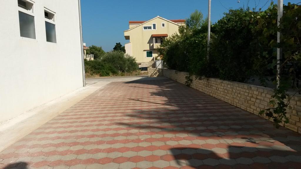 Apartments Aria Stari Grad  Bagian luar foto