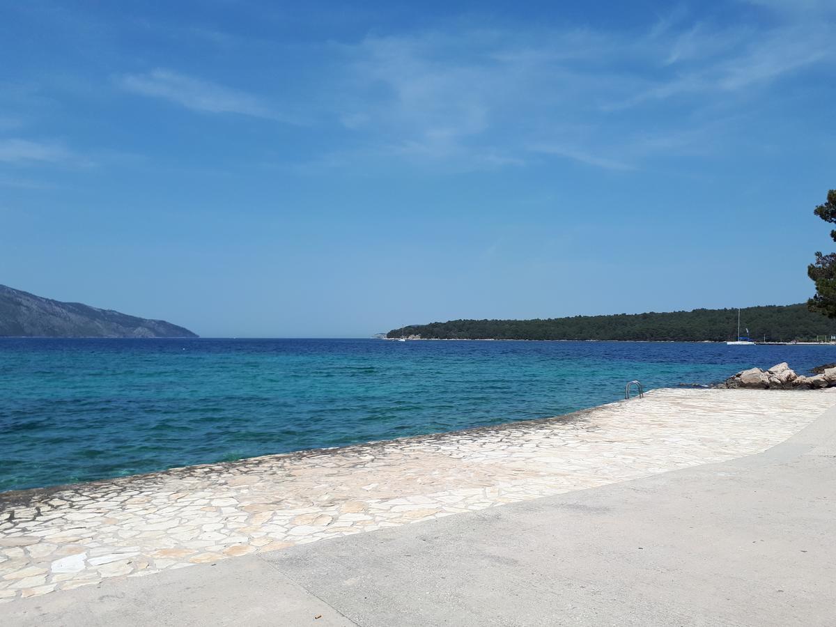 Apartments Aria Stari Grad  Bagian luar foto