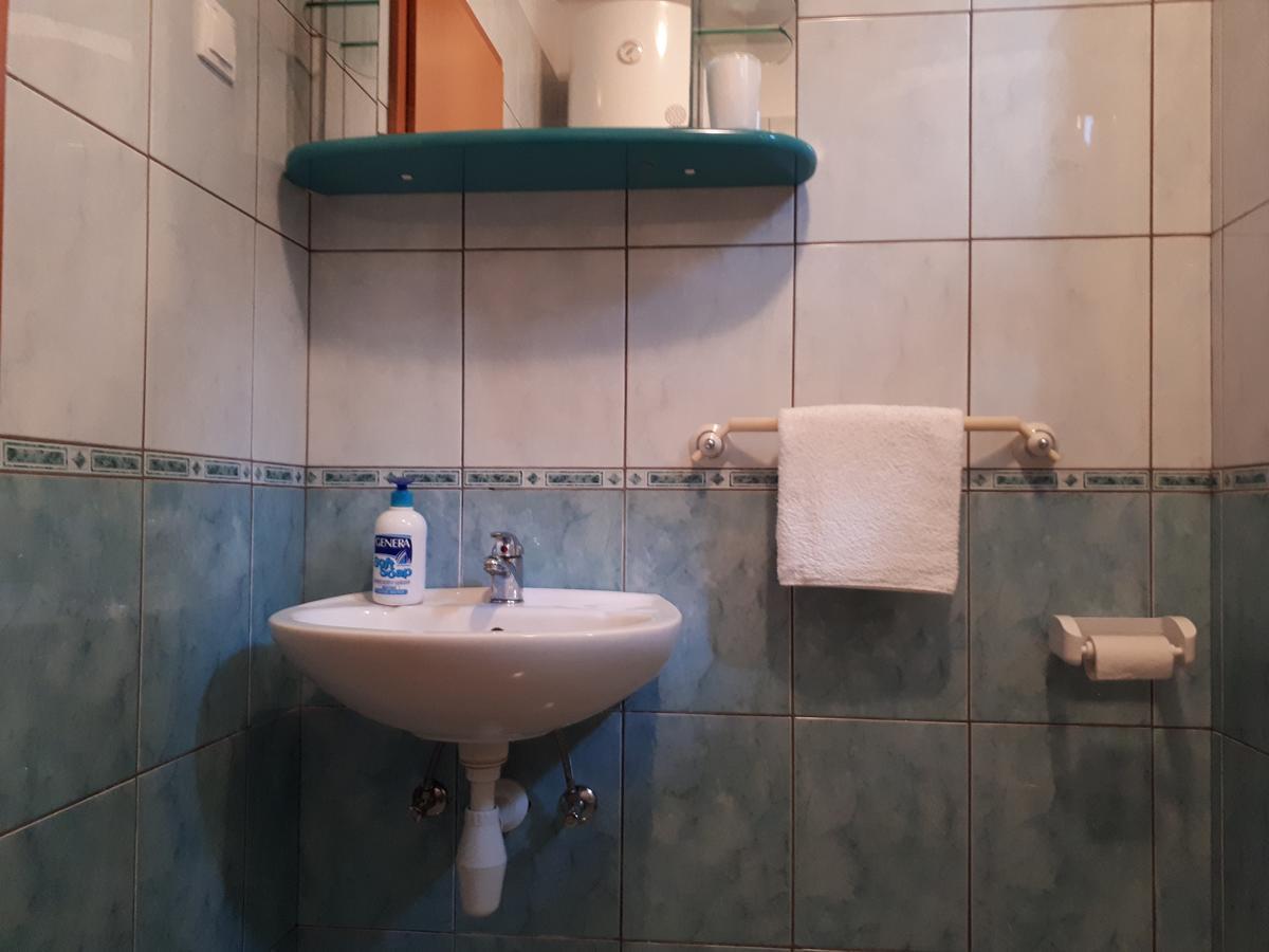 Apartments Aria Stari Grad  Bagian luar foto