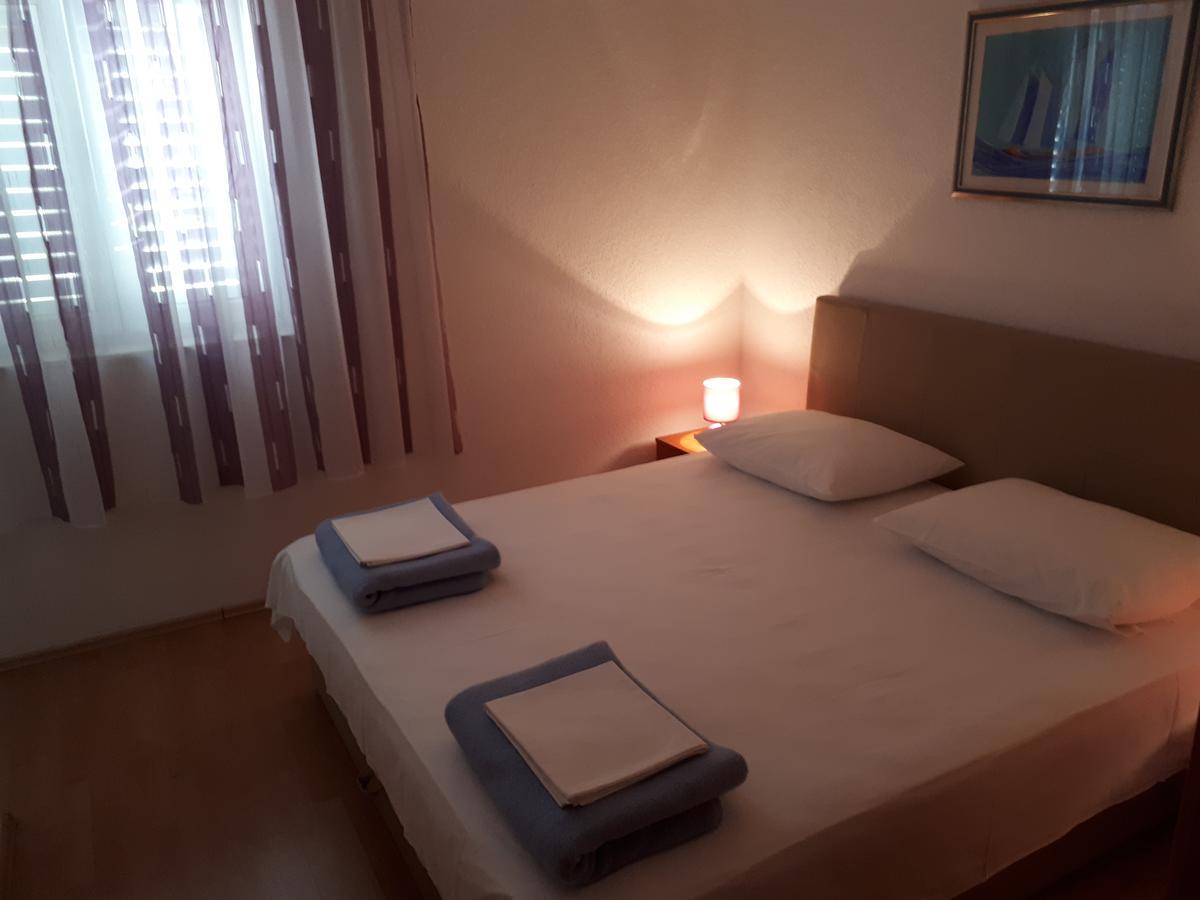 Apartments Aria Stari Grad  Bagian luar foto